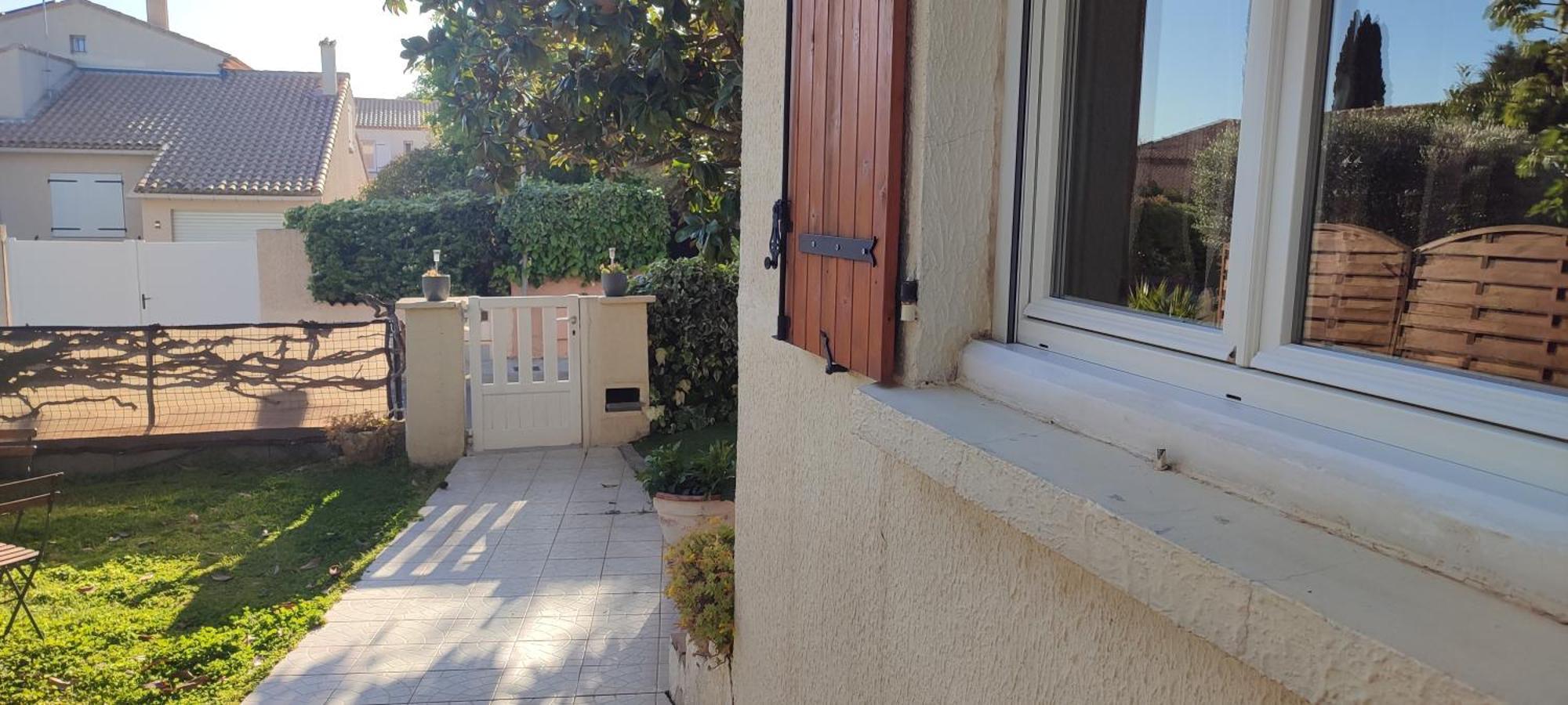 Maison T2 Avec Petit Jardin Dans Impasse Calme Baillargues Esterno foto
