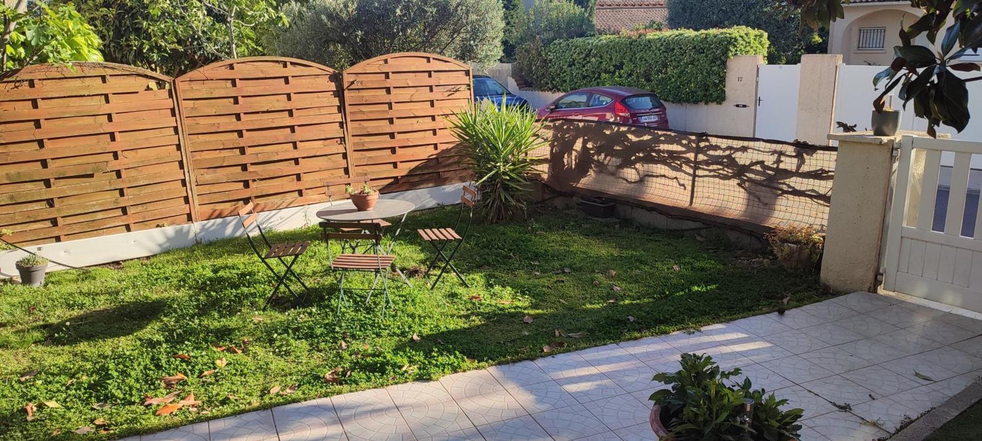 Maison T2 Avec Petit Jardin Dans Impasse Calme Baillargues Esterno foto